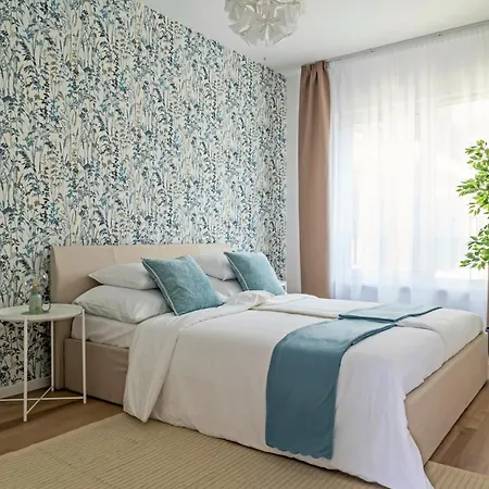 Marone * Budapest