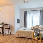 Apartament Marone *